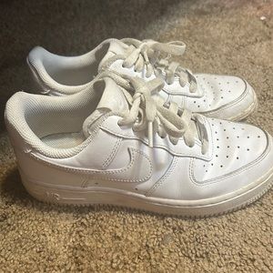 Airforce 1’s sneakers